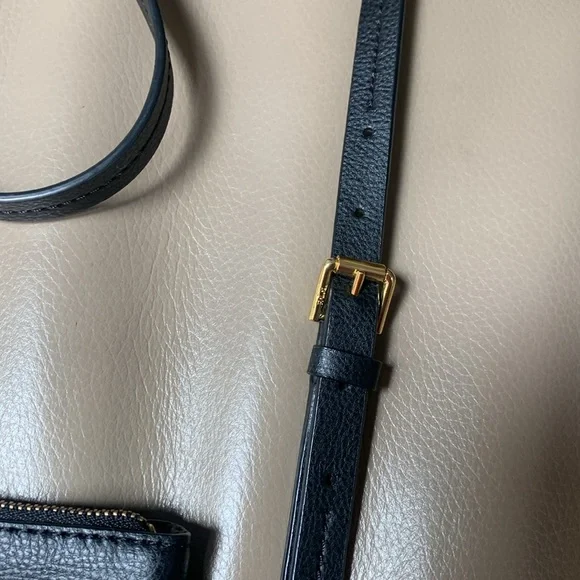 Ralph Lauren Black Leather Crossbody Bag - Picture 9 of 9